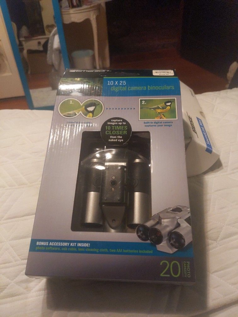 Digital Camera Binoculars