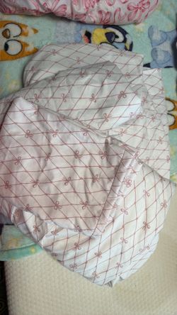 Twin betsey Johnson bow sheets