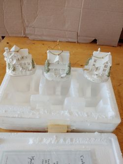 Thomas Kinkade White Christmas Ornaments Set of 3 Mint