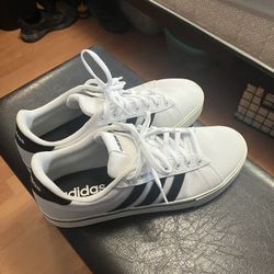 Adidas Daily 4.0 (US 11)