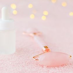 Rose Quartz Facial Roller