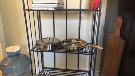 Shiny stainless Steel