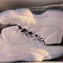 JORDAN 11 COLUMBIA SIZE 11.5