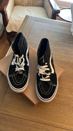 Vans Tennis Shoes