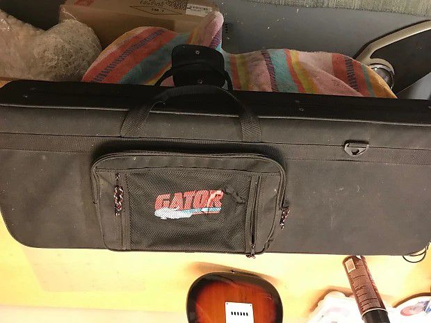 Gator premium electric guitar soft padded case