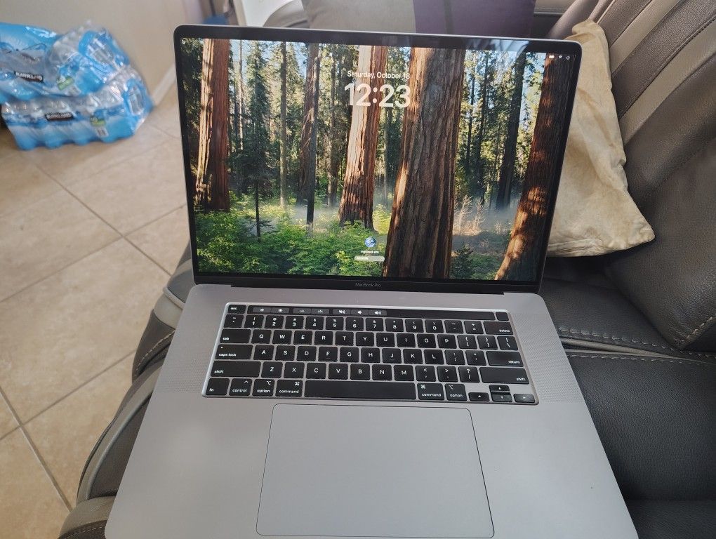 MacBook Pro 2019 13inch