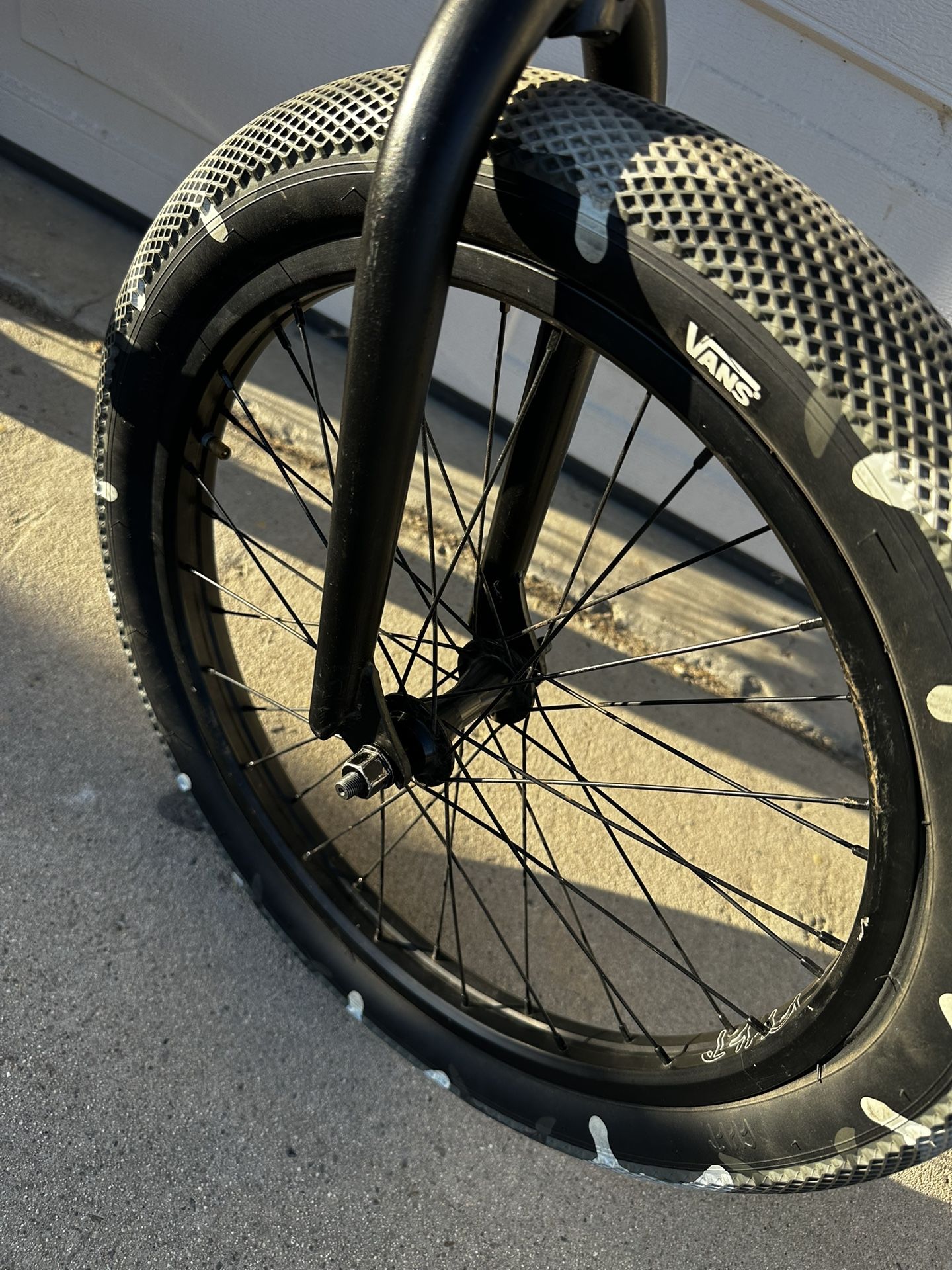 Cult Bmx Wheelset And Tires .