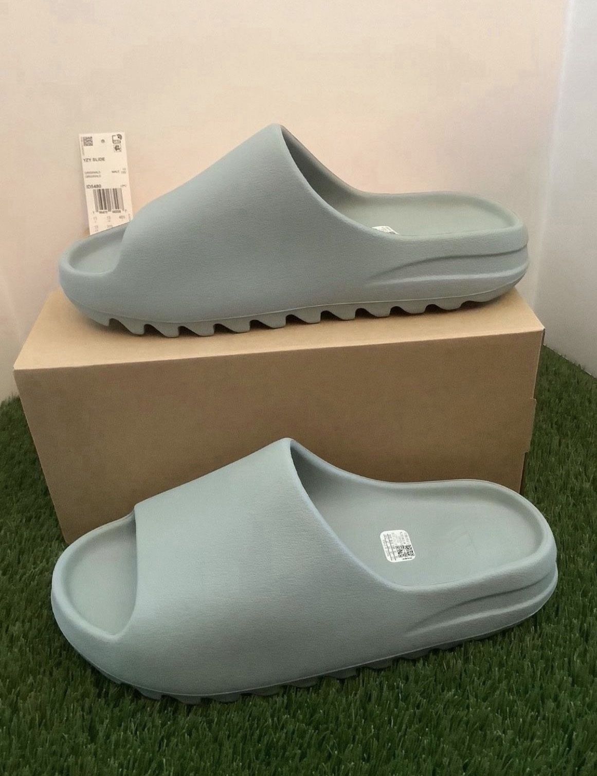 Yeezy Slide Salt Size 13