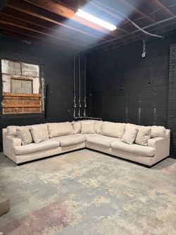 Ashley Rawcliffe L-Shaped Sectional Sofa