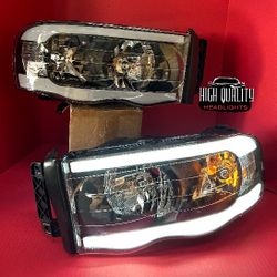 Dodge Ram 2002  2005 headlight