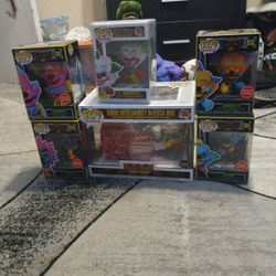 Killer Clowns Form Outwr Space Funkos