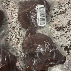 2 Victoria Secret Bra “s 36c