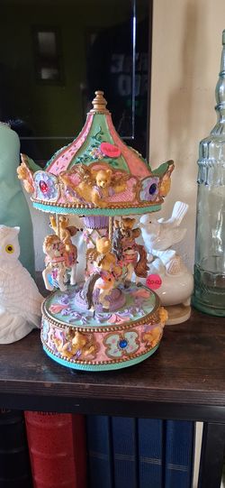 🧸 Vintage Bear Carousel Music Box🧸