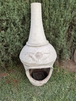 Half-circle Clay Wood Burning Smokeless Chimnea