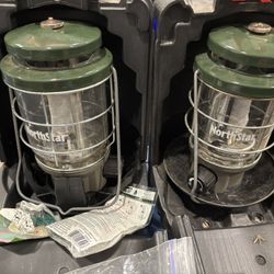 2 Coleman North Star Lanterns With Carrying Cases 