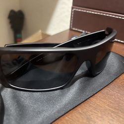Oakley Crankshaft PolarizedSeminew No Scratches