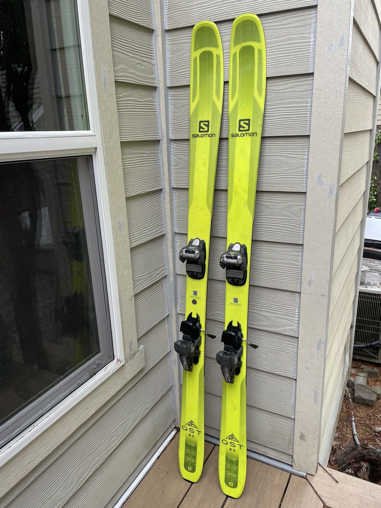 Salomon QST 85 169cm Skis With Marker Grifon Bindings 