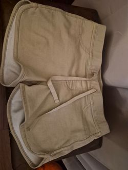 Woman's Shorts