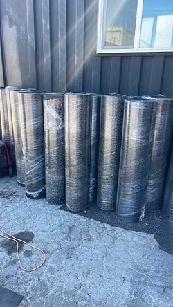 Black Rubber Flooring Rolls – Lot