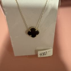 14 karat gold Black Clover Necklace 18 inches