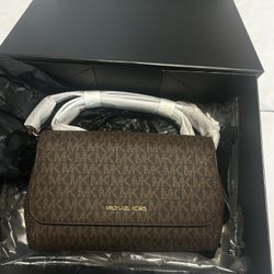 New Michael Kors Handbag 