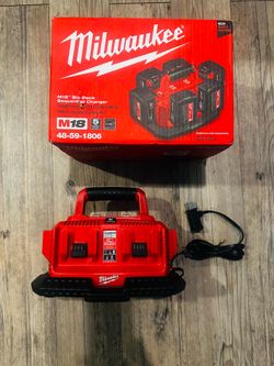 Milwaukee 6-Port Battery Charger