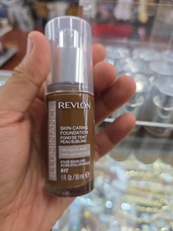 Revlon almay iluminance