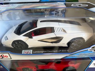 Lambhorghini white Countach toy car 1/18