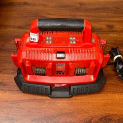 Milwaukee 6-Pack Charger