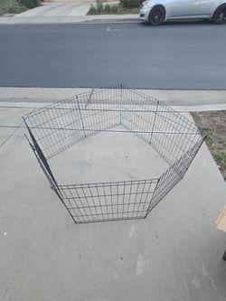 Dog play pen