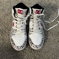 DC Shoes Women’s Size 9 Court Graffik Hi White Pink Leopard Print Skate Sneakers 