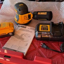 BRANDNEW 20v XR Sander Kit