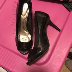 Size 61/2 Heels