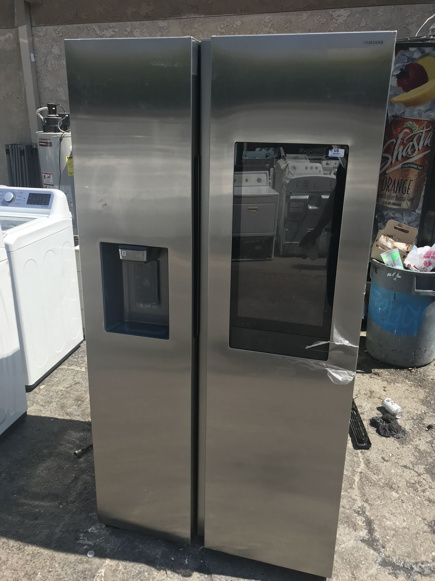 New Side By Side Samsung With Family Hub