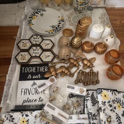 Bee Themed Kitchen Set And decor 