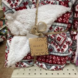 Motif Christmas Throw
