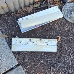 Free Under Cabinet Fluorescent Lights