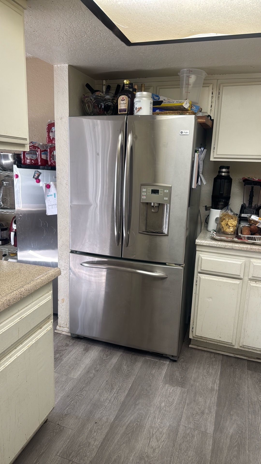 Refrigerator GE Profile