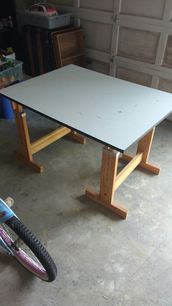 Table Top With Adjule Height Stand Legs For In Tacoma Wa Table Top With Adjule Height Stand Legs For In Tacoma Wa Offerup