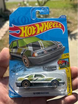 Hot Wheels '92 Ford Mustang Zamac 2020