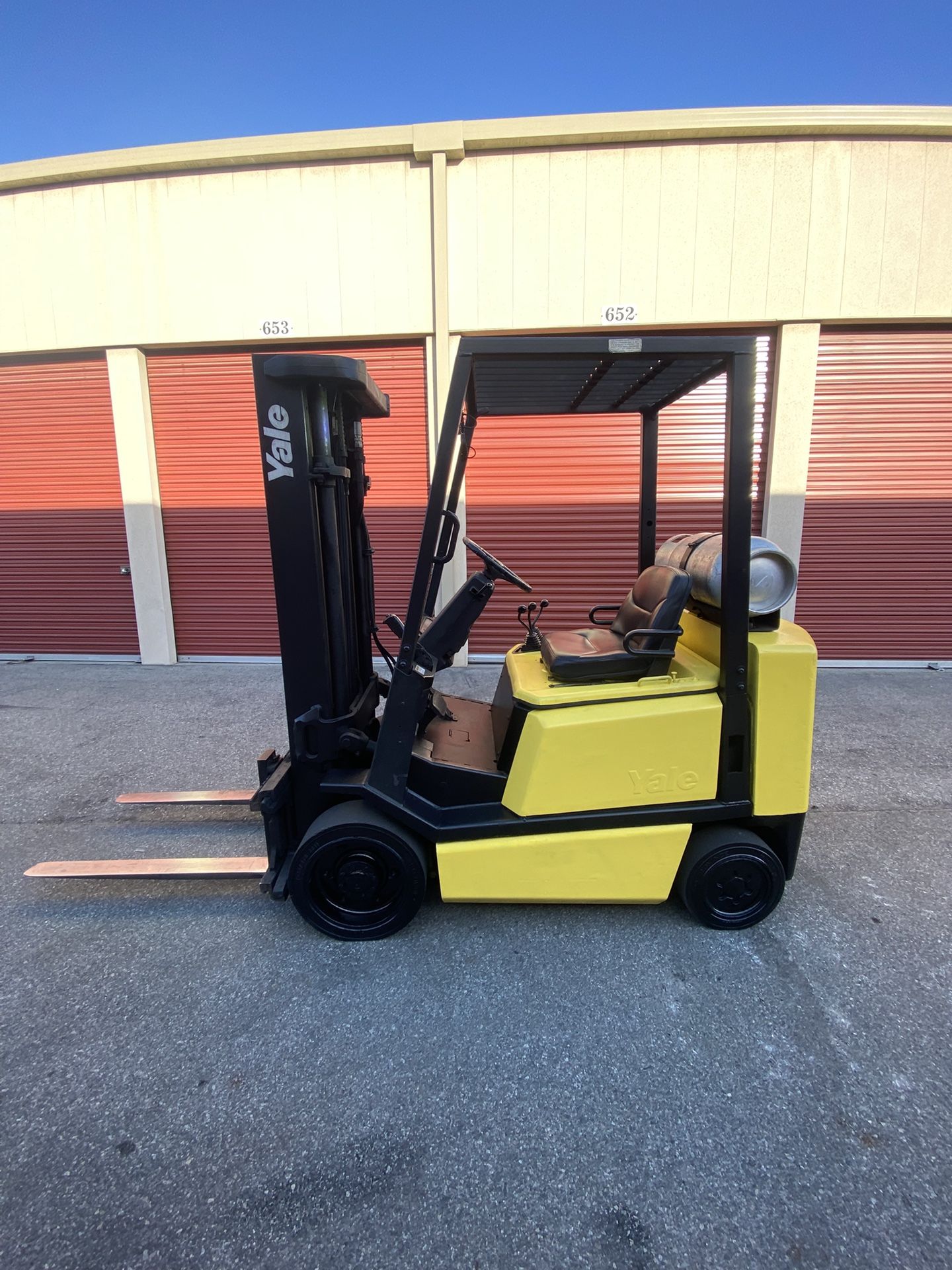 Forklift