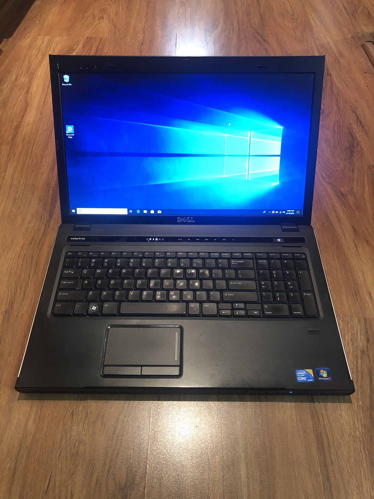 Dell Vostro 3700 core i5 4GB Ram 250GB Hard Drive 17.3 inch Windows 10 Pro Laptop with HDMI output & charger in Excellent Working condition!!!!!!!!