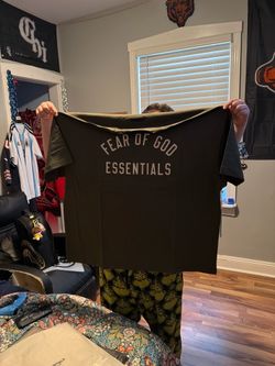 Essential t shirts