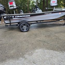 2015 Bass Tracker Pro 170