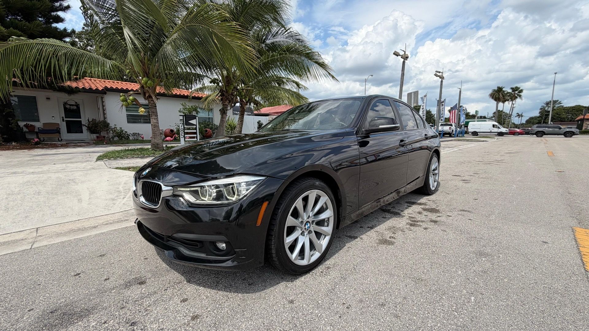 2022 BMW 320