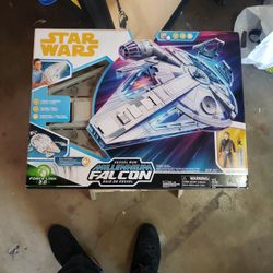 Starters Millennium Falcon