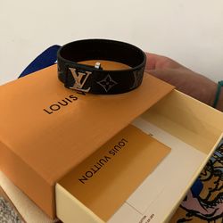 Louis vittuon slim braclet black