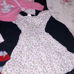 49 pieces of baby girl clothes 2T-3T 24months and 5-6 Years old All Clean and ready to use All $20 Check out all pictures Pick up at country club and 