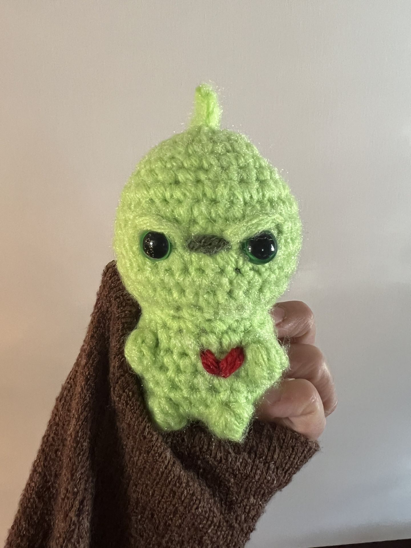 Mini Grinch (green eyes)