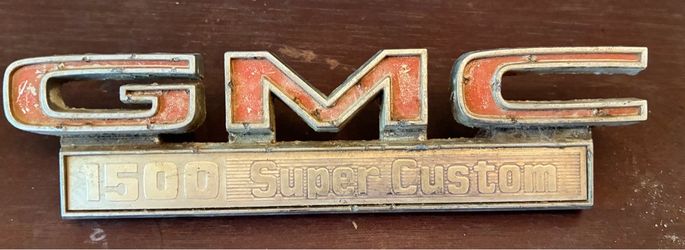 GMC -1500 super custom emblem